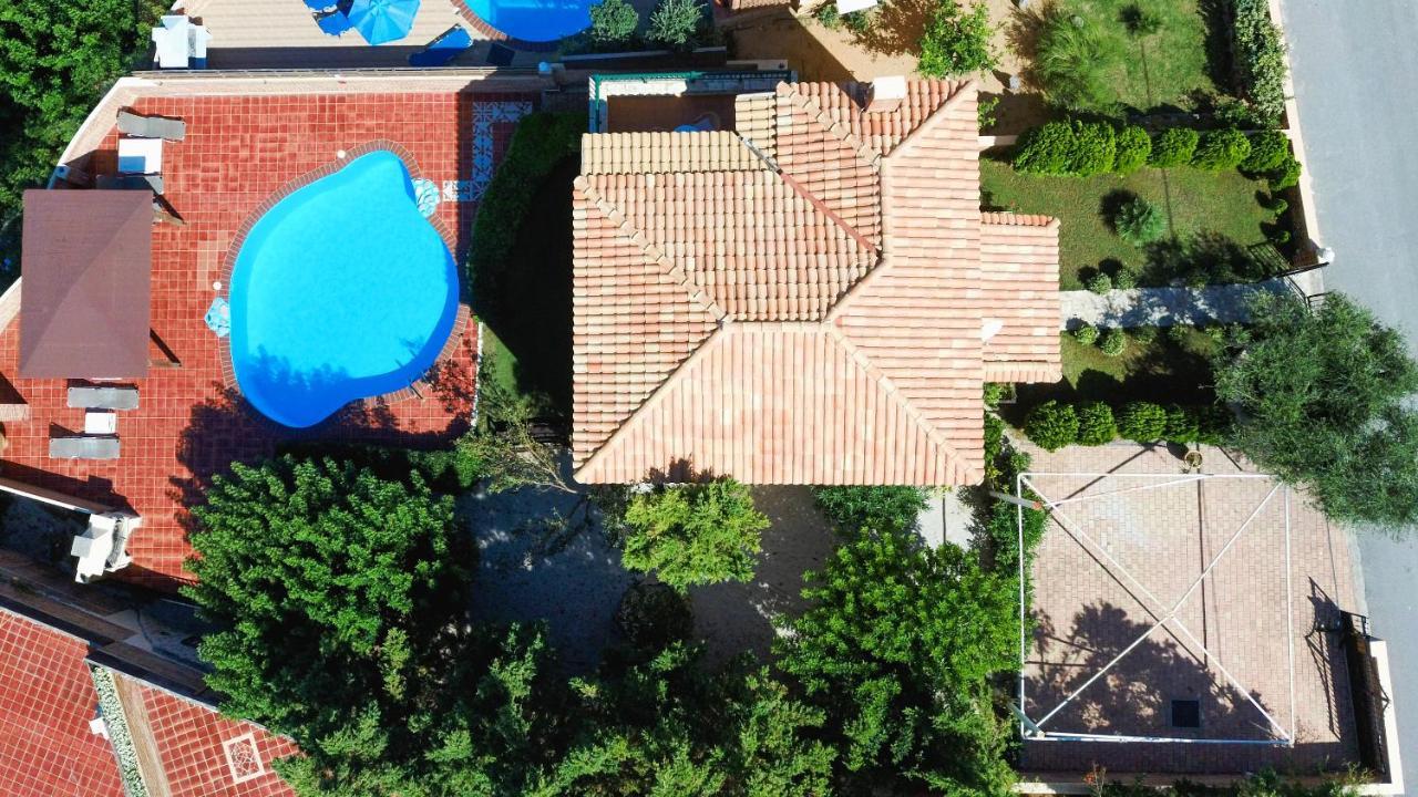 Neriides Villas Херсонісос Екстер'єр фото